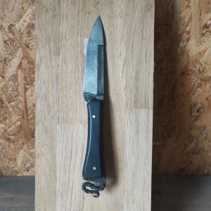 Couteau d'inspiration écossaise